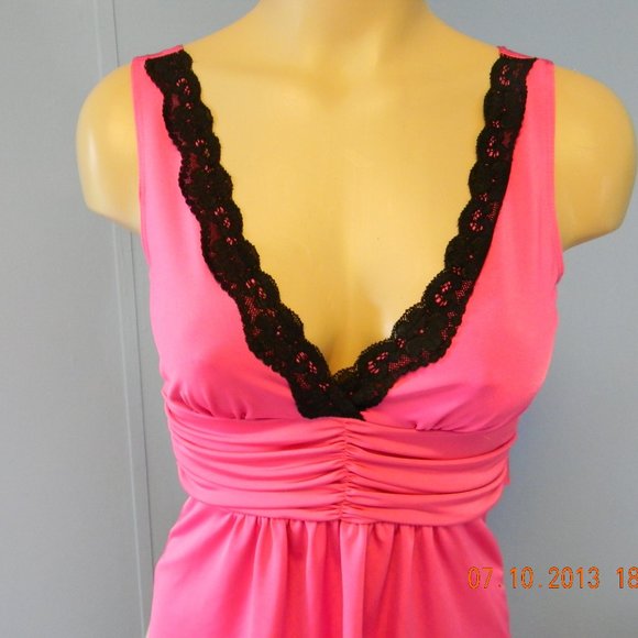 Top - Picture 3 of 8